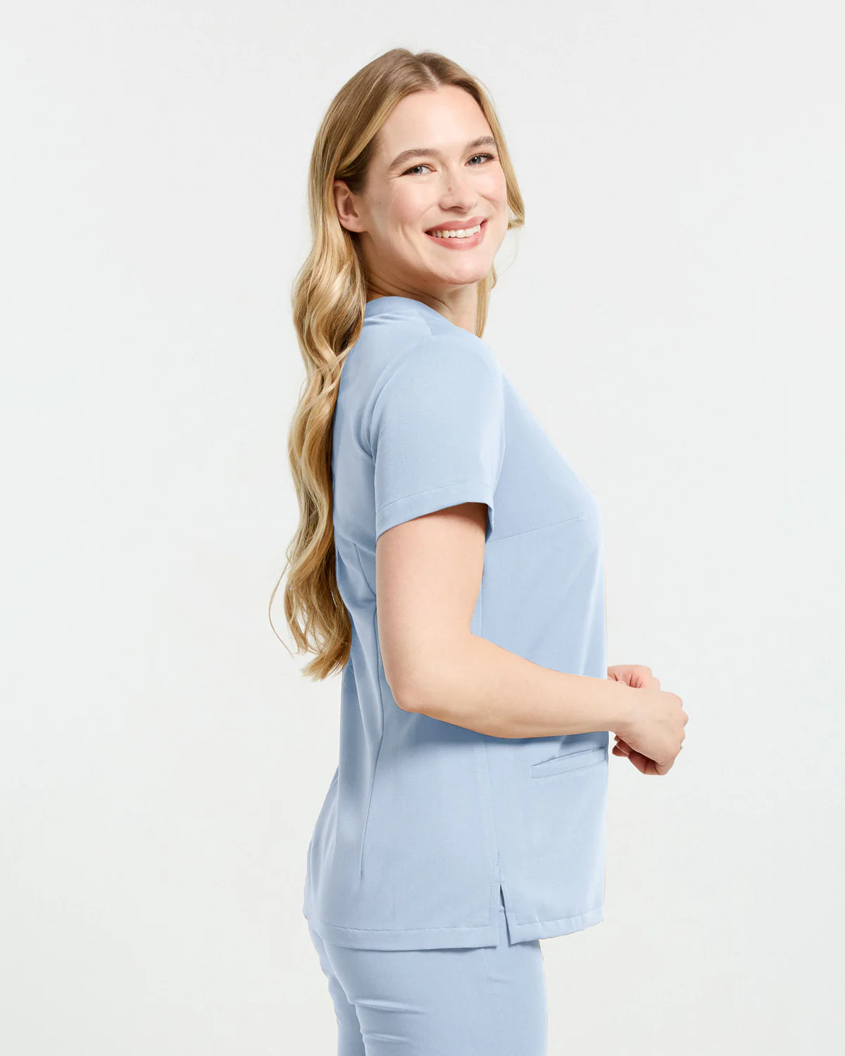 Bluzka medyczna damska Basic - Baby Blue Błękitna